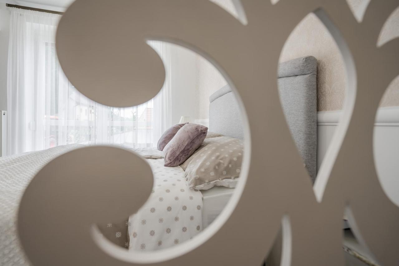Katica Szallas Apartmán *